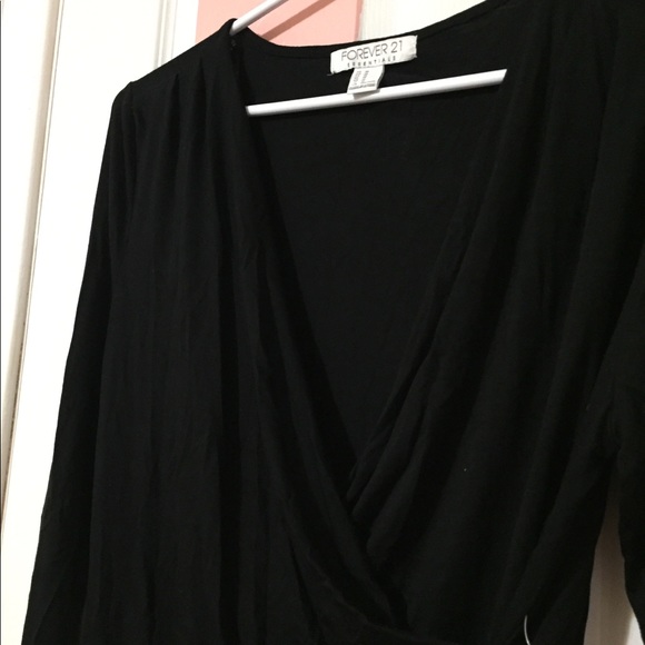 3/$30 Forever 21 dressy blouse - Picture 2 of 2